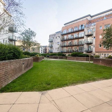 Ocean - 2 Bed Flat Sleeps 6 With Gym Access Appartement Southampton Buitenkant foto