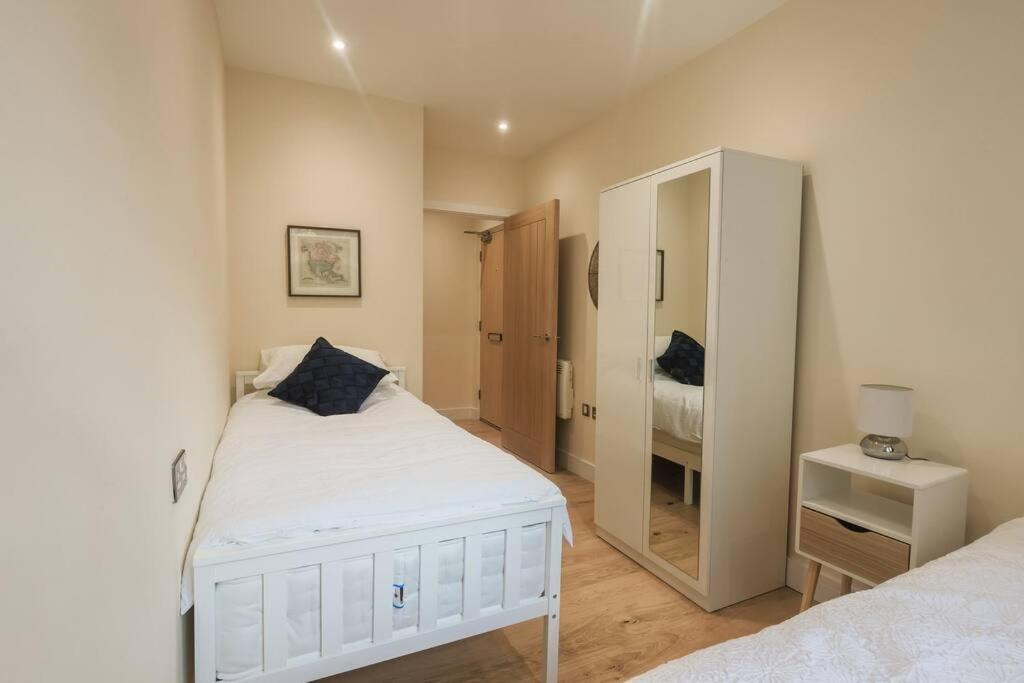 Ocean - 2 Bed Flat Sleeps 6 With Gym Access Appartement Southampton Buitenkant foto