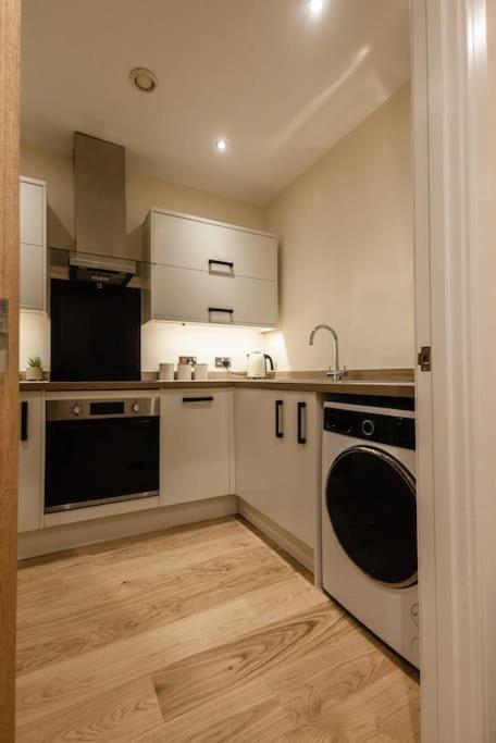Ocean - 2 Bed Flat Sleeps 6 With Gym Access Appartement Southampton Buitenkant foto