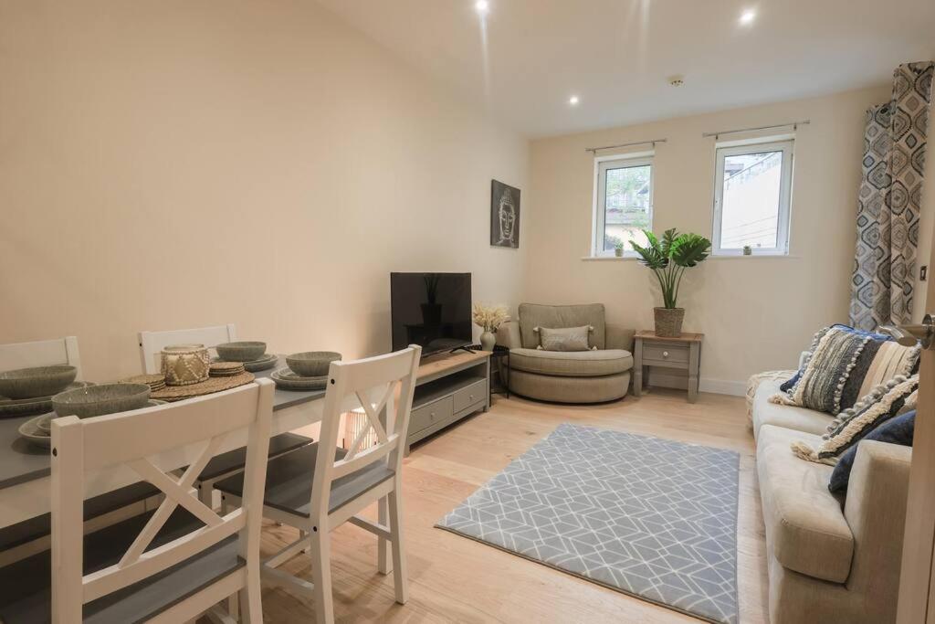 Ocean - 2 Bed Flat Sleeps 6 With Gym Access Appartement Southampton Buitenkant foto