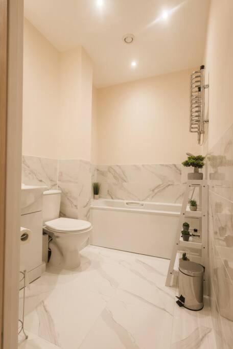 Ocean - 2 Bed Flat Sleeps 6 With Gym Access Appartement Southampton Buitenkant foto