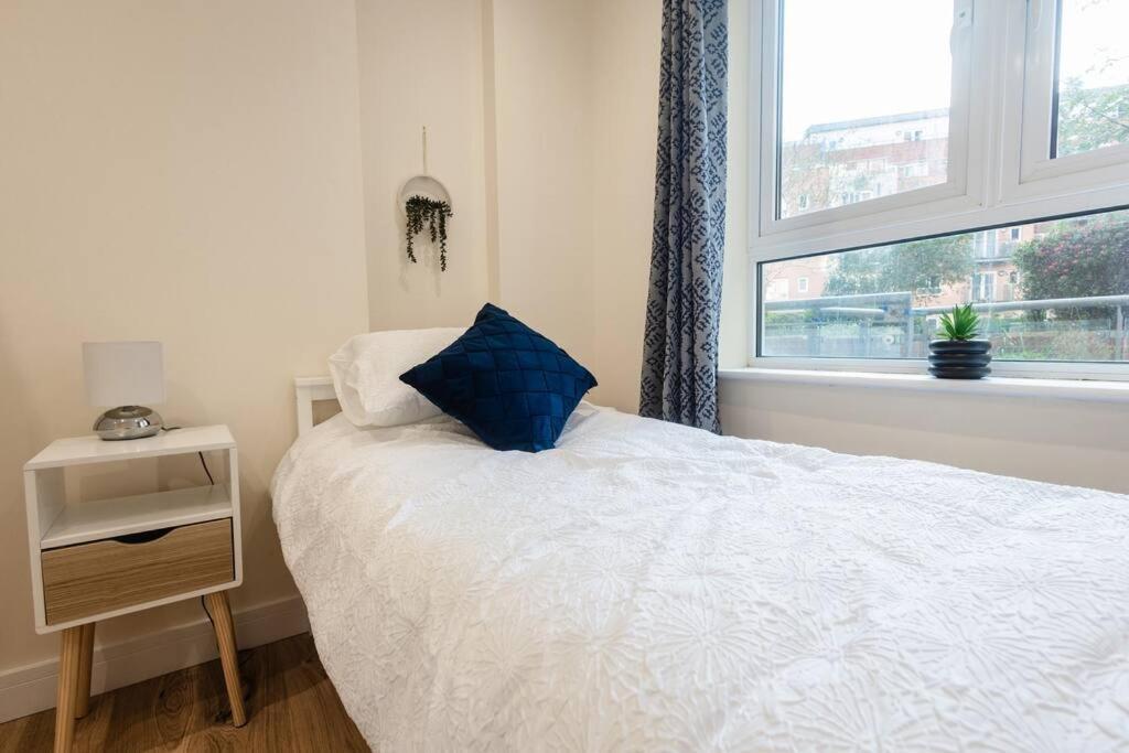 Ocean - 2 Bed Flat Sleeps 6 With Gym Access Appartement Southampton Buitenkant foto